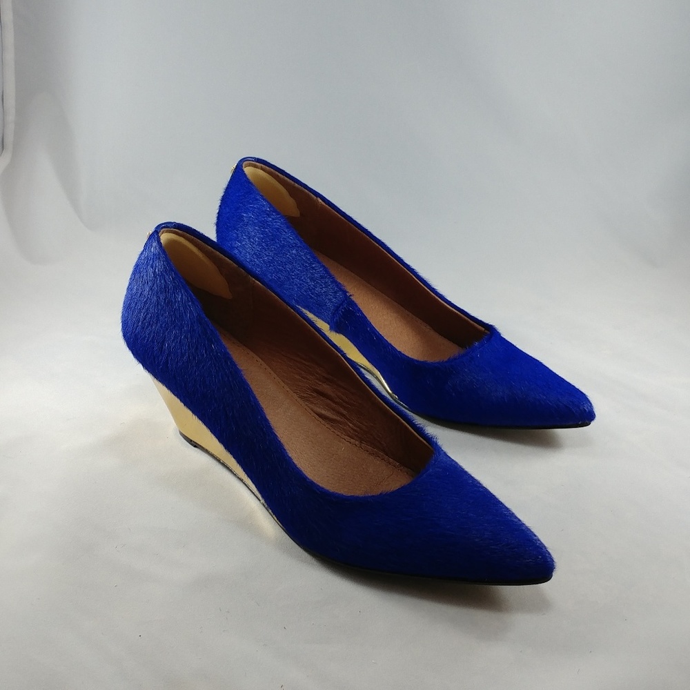 Dee Ocleppo Striking Blue Fur and Metallic Gold Wedge